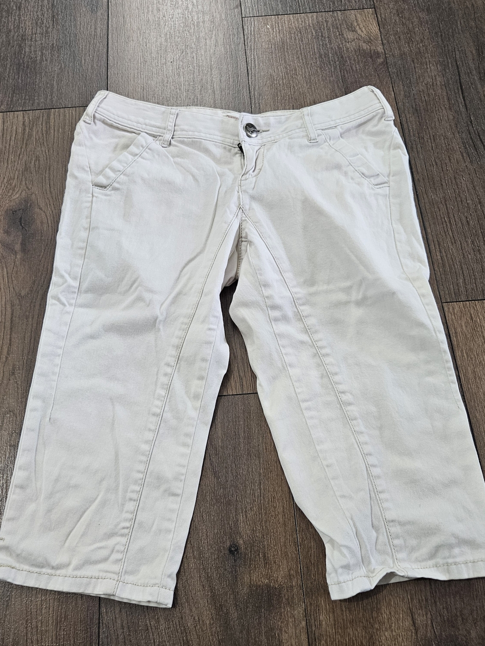 Free People White Capri Pants Waist 28